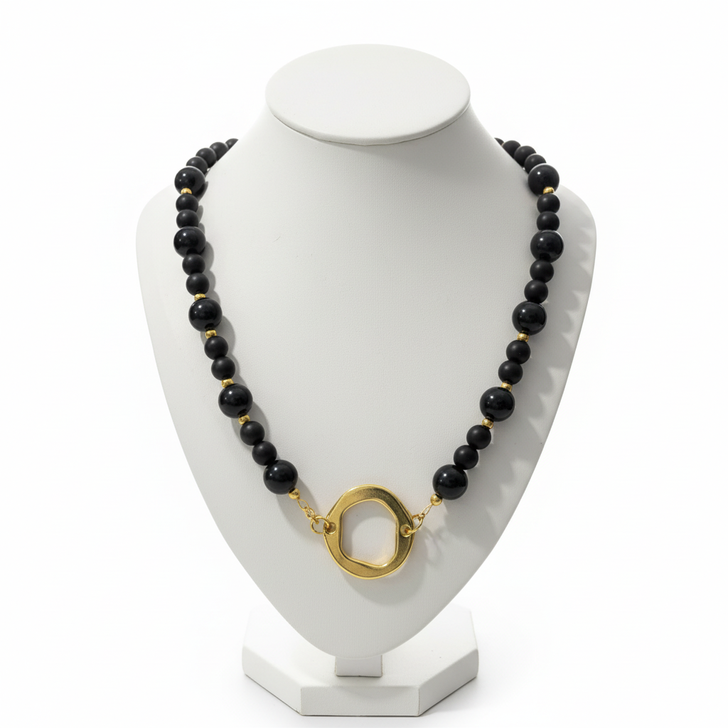 Black Stone Elegance - Κολιέ με Μαύρες Πέτρες