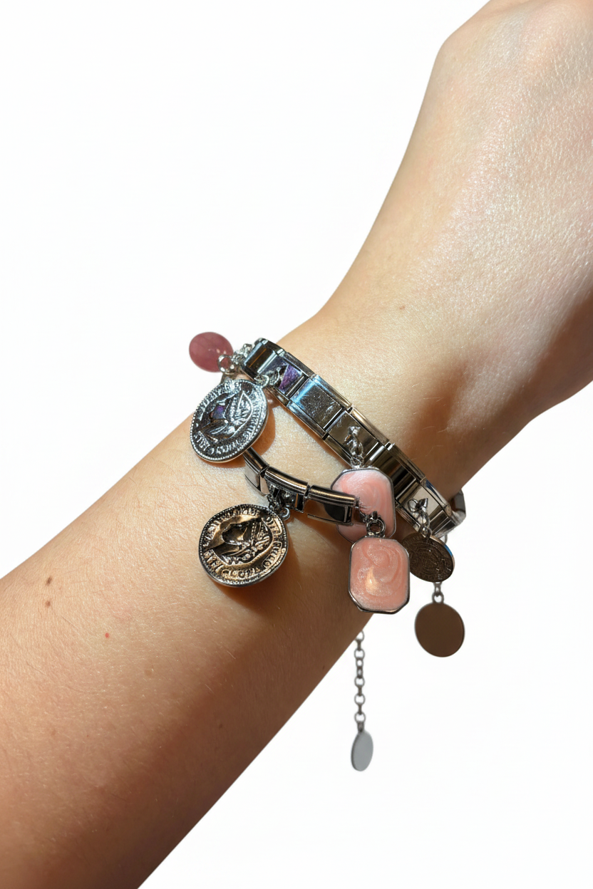 Silver Italian Charm Bracelet φορεμένο στον καρπό